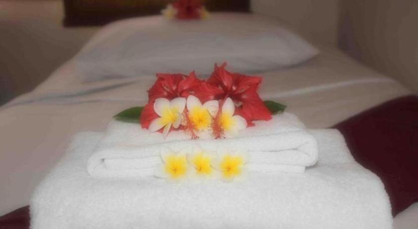 Hotel Al-Isha Dharamshala Kuta Lombok Esterno foto