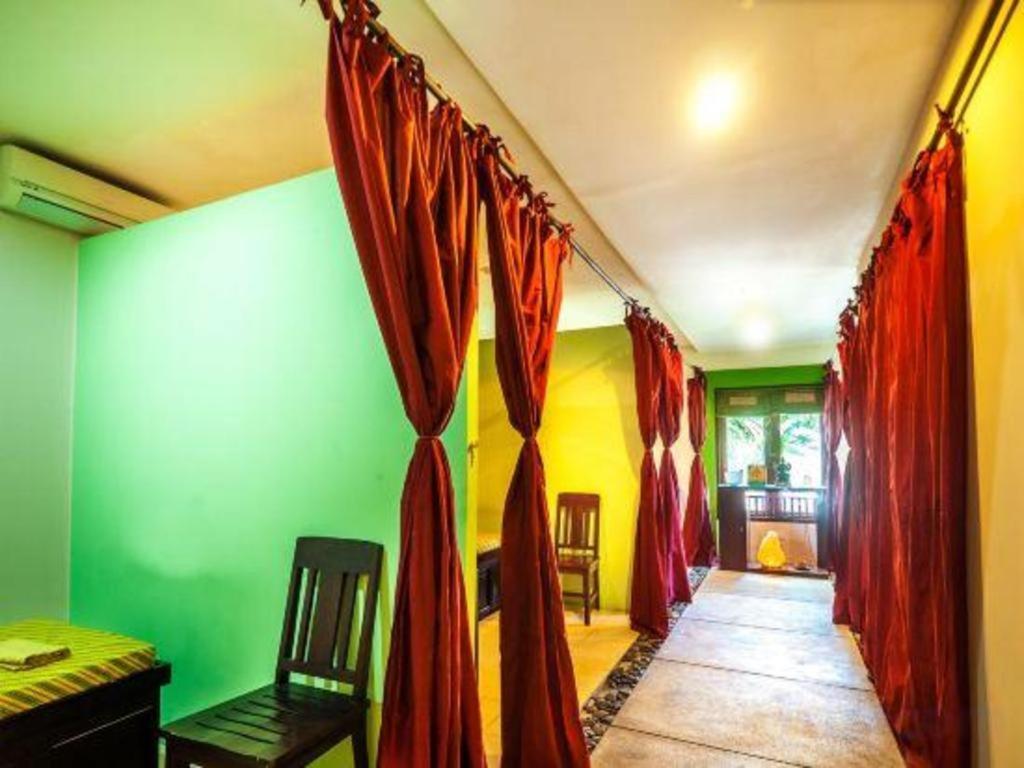Hotel Al-Isha Dharamshala Kuta Lombok Esterno foto