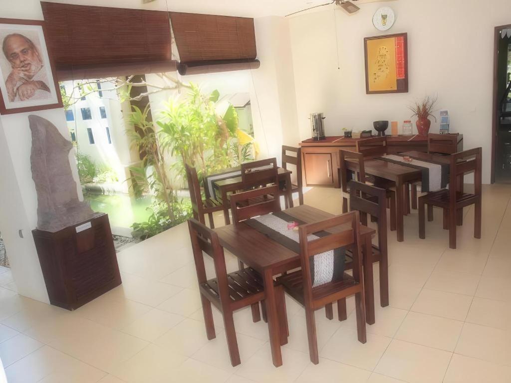 Hotel Al-Isha Dharamshala Kuta Lombok Esterno foto