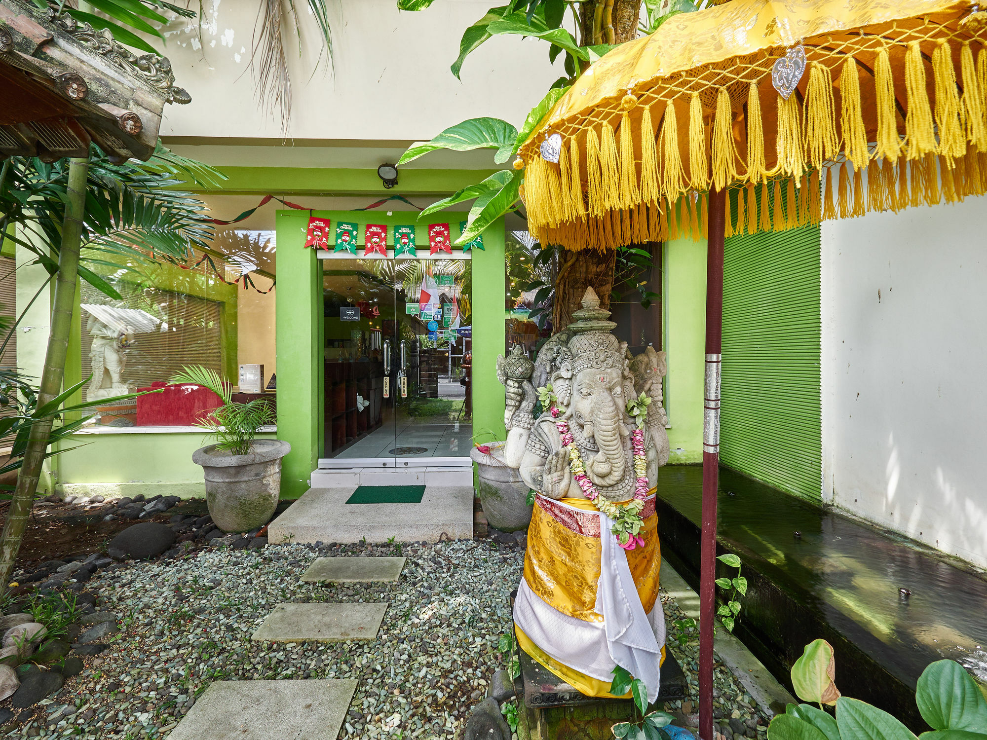 Hotel Al-Isha Dharamshala Kuta Lombok Esterno foto